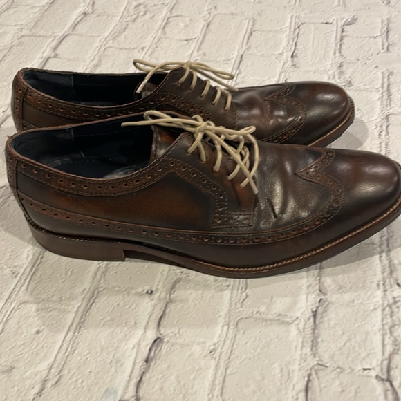 Cole Haan leather wingtip shoes. Men’s size 9.5 - Picture 2 of 6